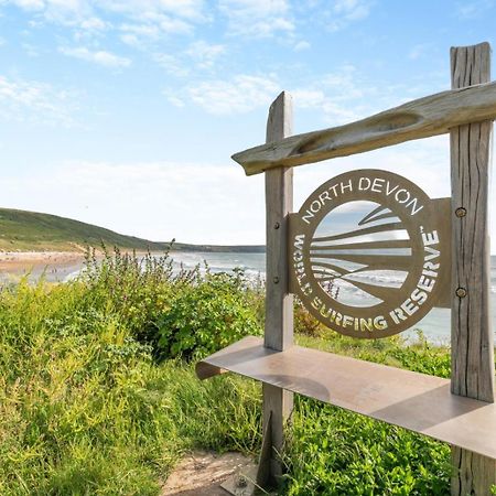 2 Middlecombe - Luxury Apartment At Byron Woolacombe, Only 4 Minute Walk To Woolacombe Beach! Экстерьер фото