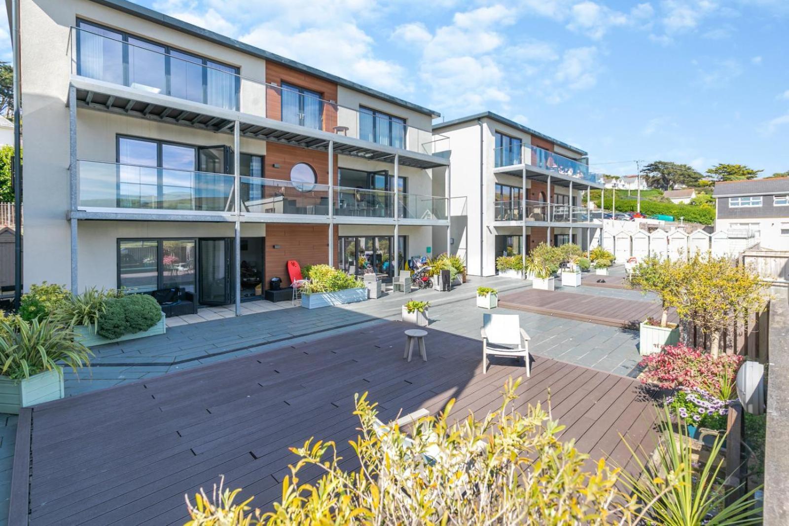 2 Middlecombe - Luxury Apartment At Byron Woolacombe, Only 4 Minute Walk To Woolacombe Beach! Экстерьер фото
