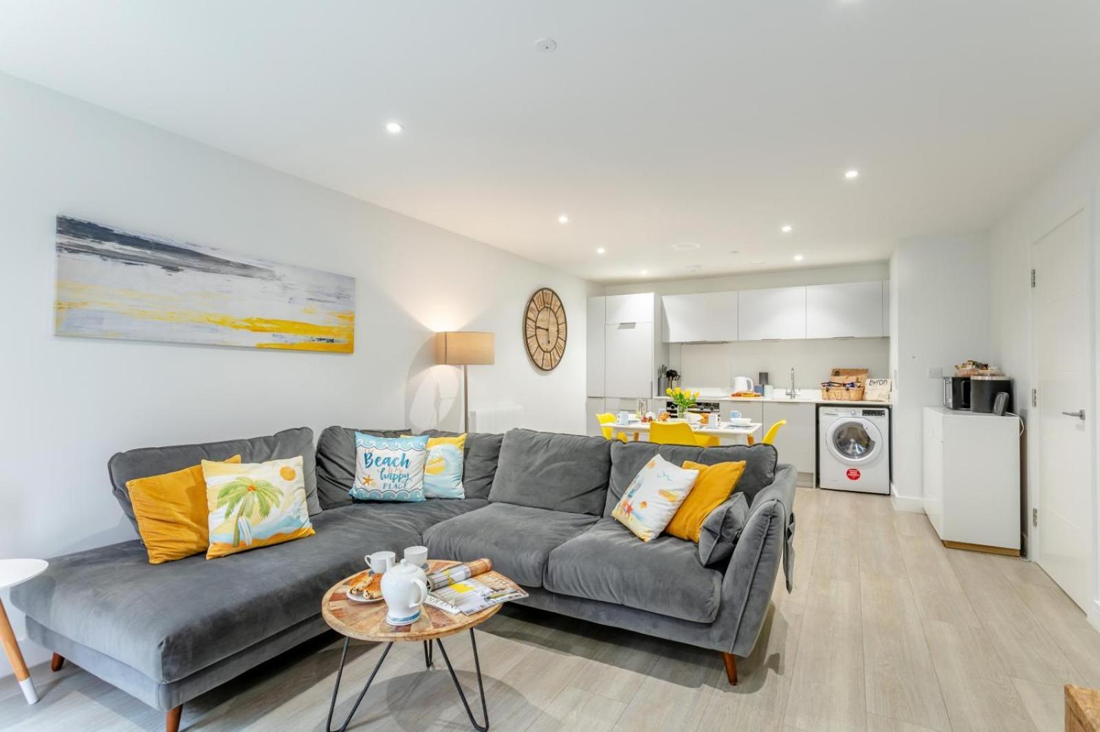 2 Middlecombe - Luxury Apartment At Byron Woolacombe, Only 4 Minute Walk To Woolacombe Beach! Экстерьер фото